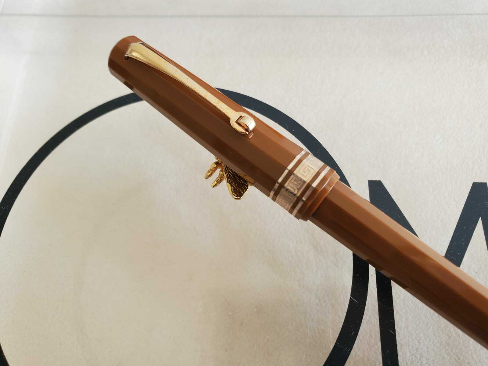 Omas Arte Italiana 1930 Brown Colonial Gold Trim Ballpoint Pen In Box *