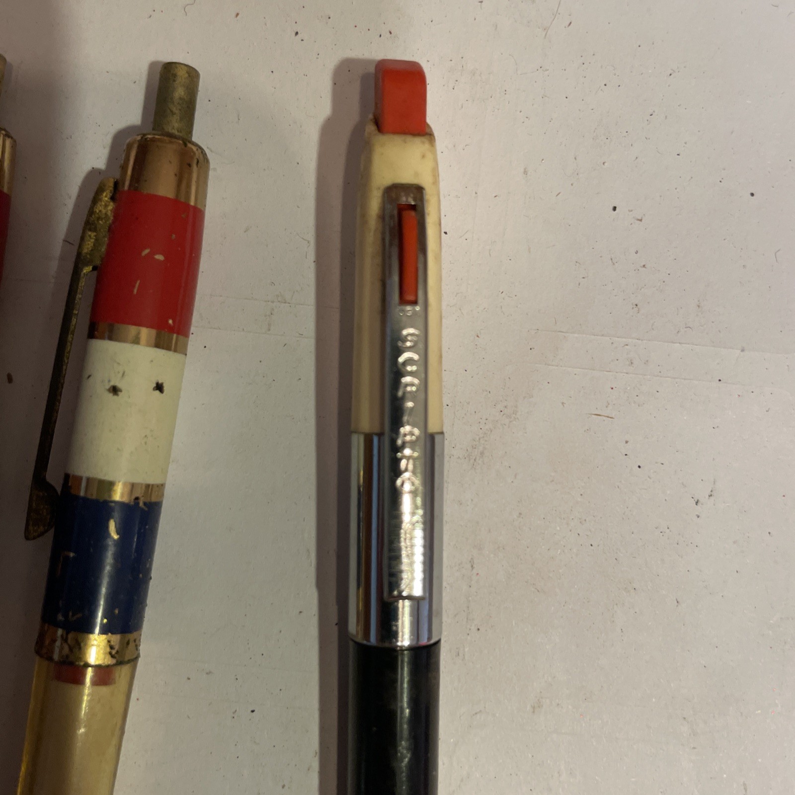 7 Vintage Pens Pencils 1960s Scripto Clicky Ballpoint Pen Ink Dried Not Writing