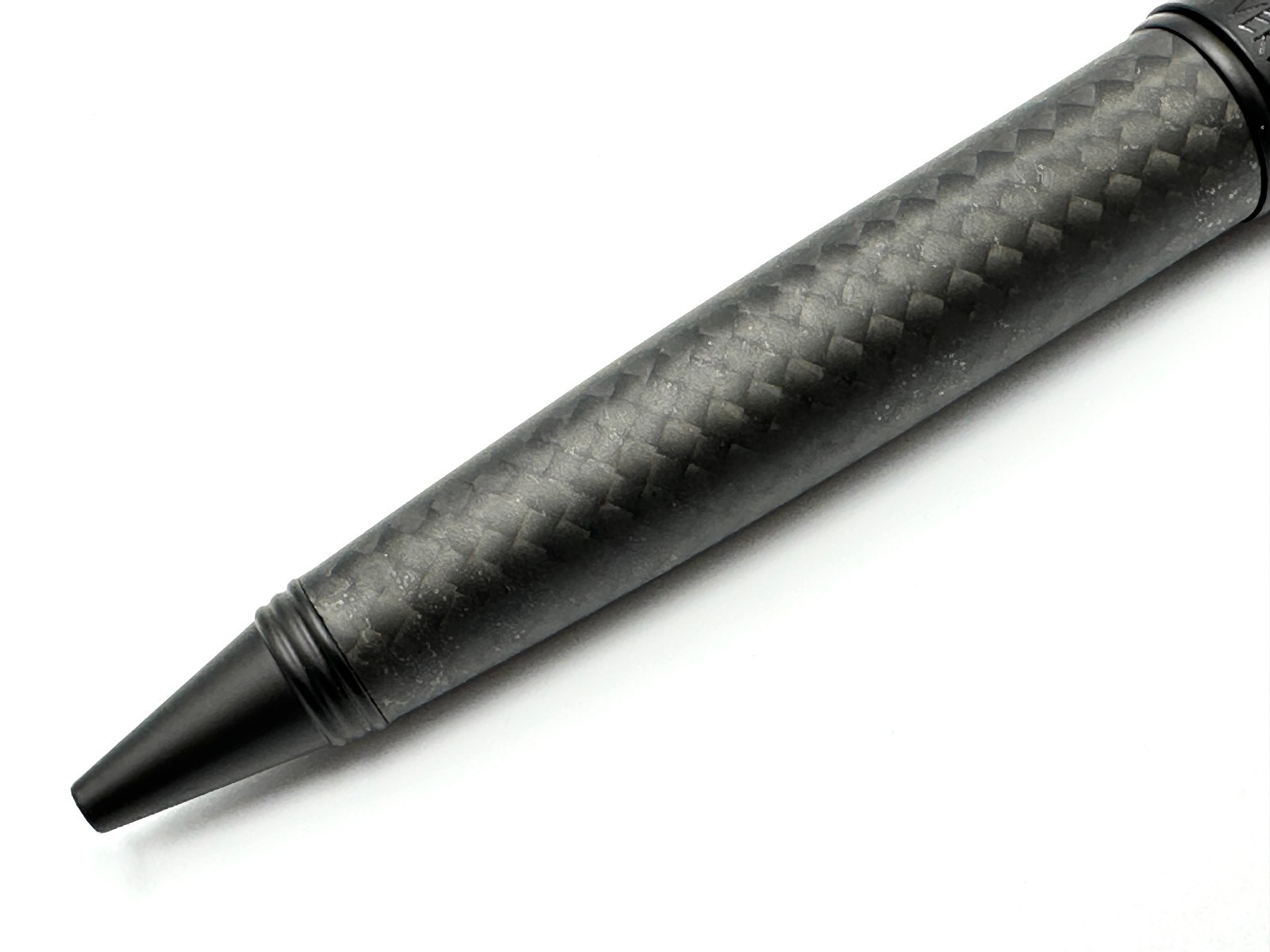 UNCOMMON MONTEVERDE USA INVINCIA DELUXE NIGHTHAWK CARBON BLACK BALLPOINT PEN