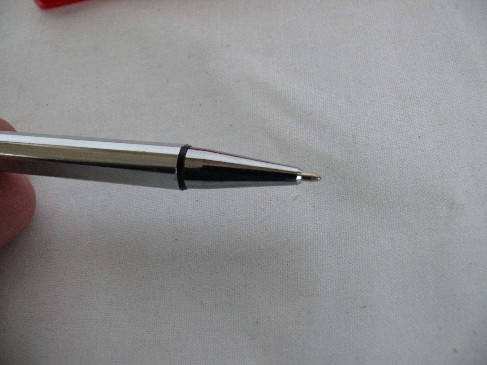VINTAGE SIGNO METAL AND PLASTIC BALLPOINT PEN IN BOX #1669