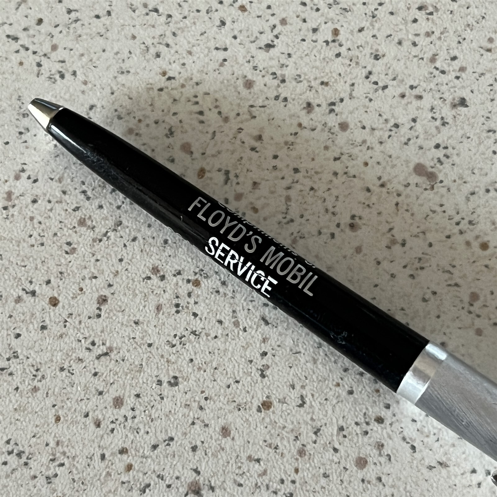 Floyd’s Mobil Service Lincoln Nebraska Vintage Ballpoint Pen #19801