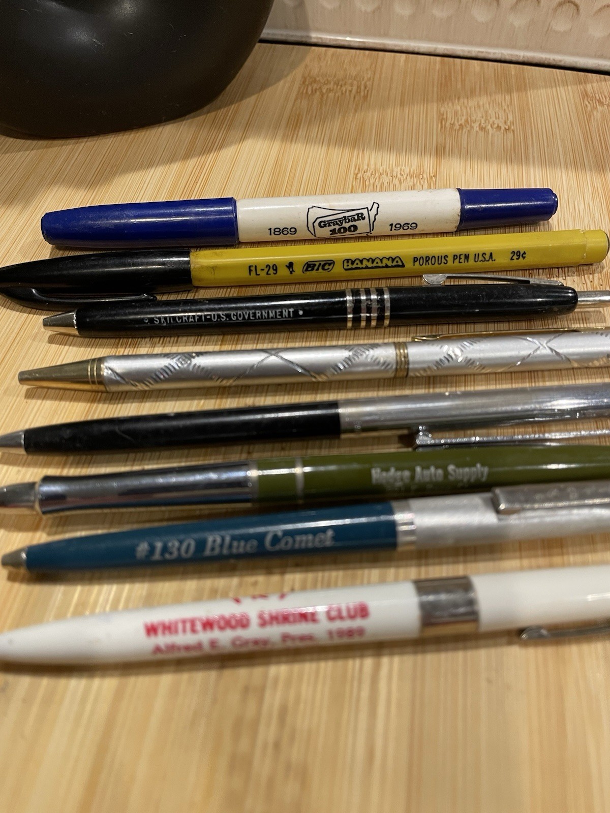 8 Vtg Random Advertising Top Button Click & Capped Ballpoint Pen Lot- Ink Is Dry