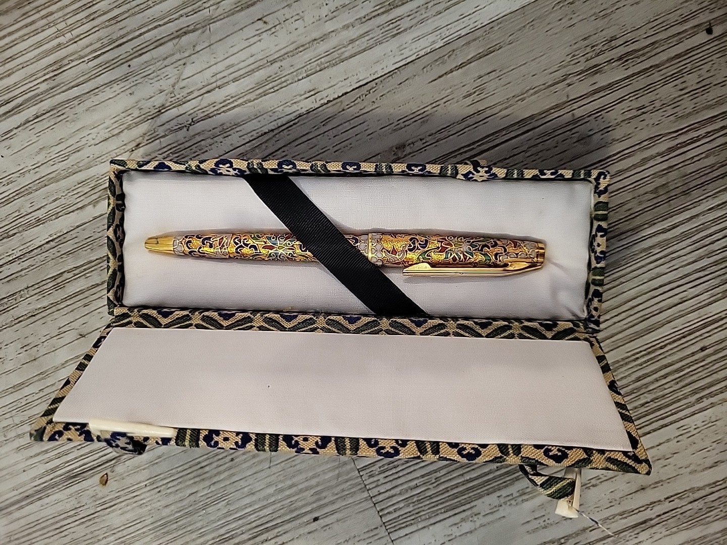 Vintage Chinese Cloisonne Enamel Ballpoint Pen