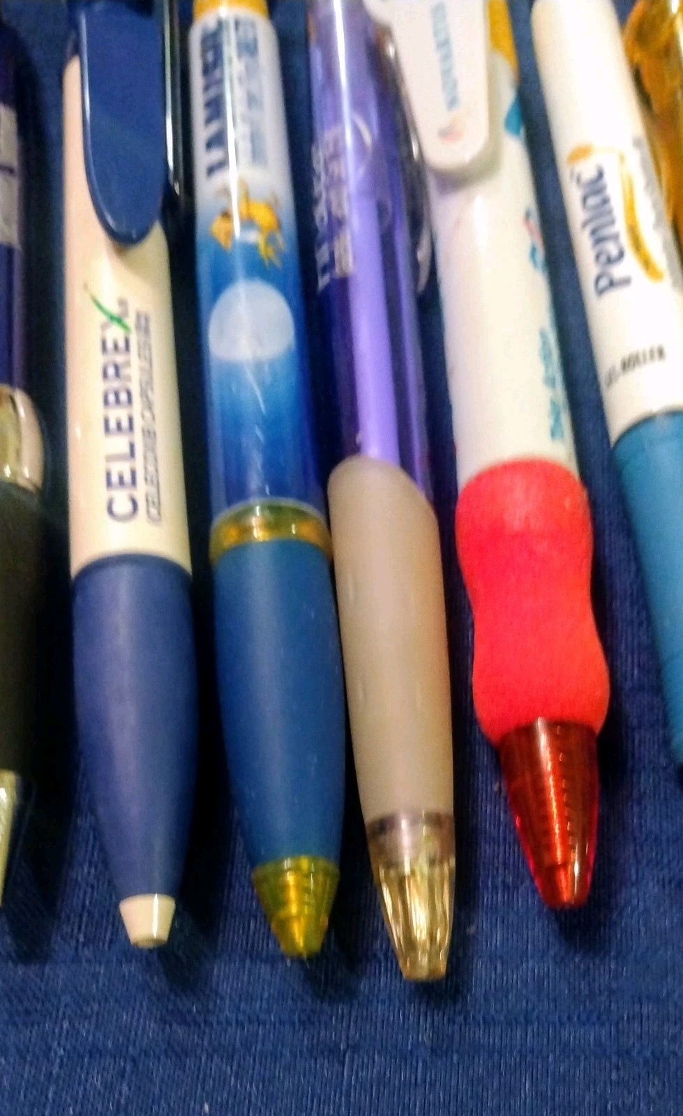 Lot of 12 Metal/Plastic Drug Rep Pens Pharmaceutical Medical Collectible