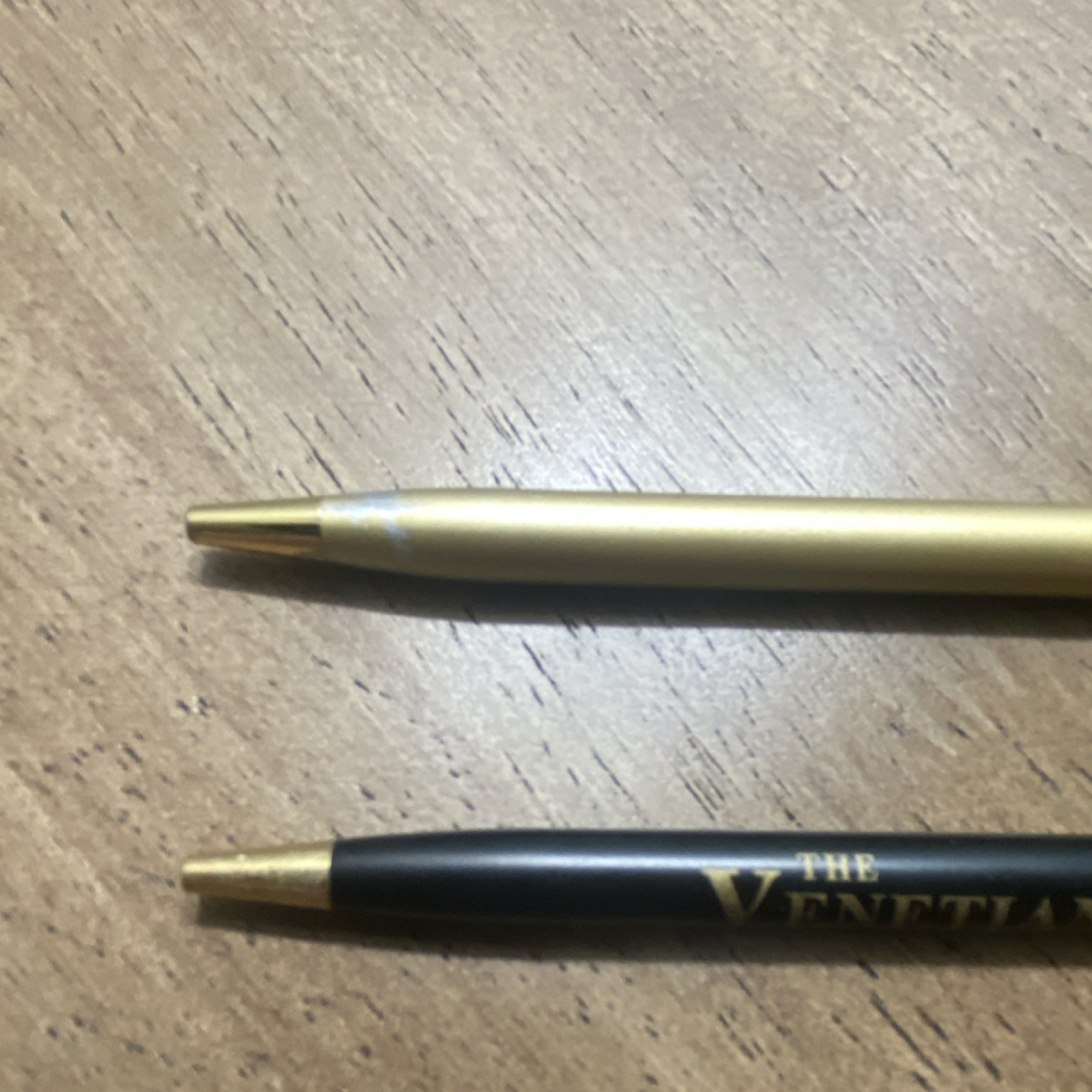 The Venetian & The Palazzo Collectible Metal Ballpoint Pens Gold Trim Black Ink
