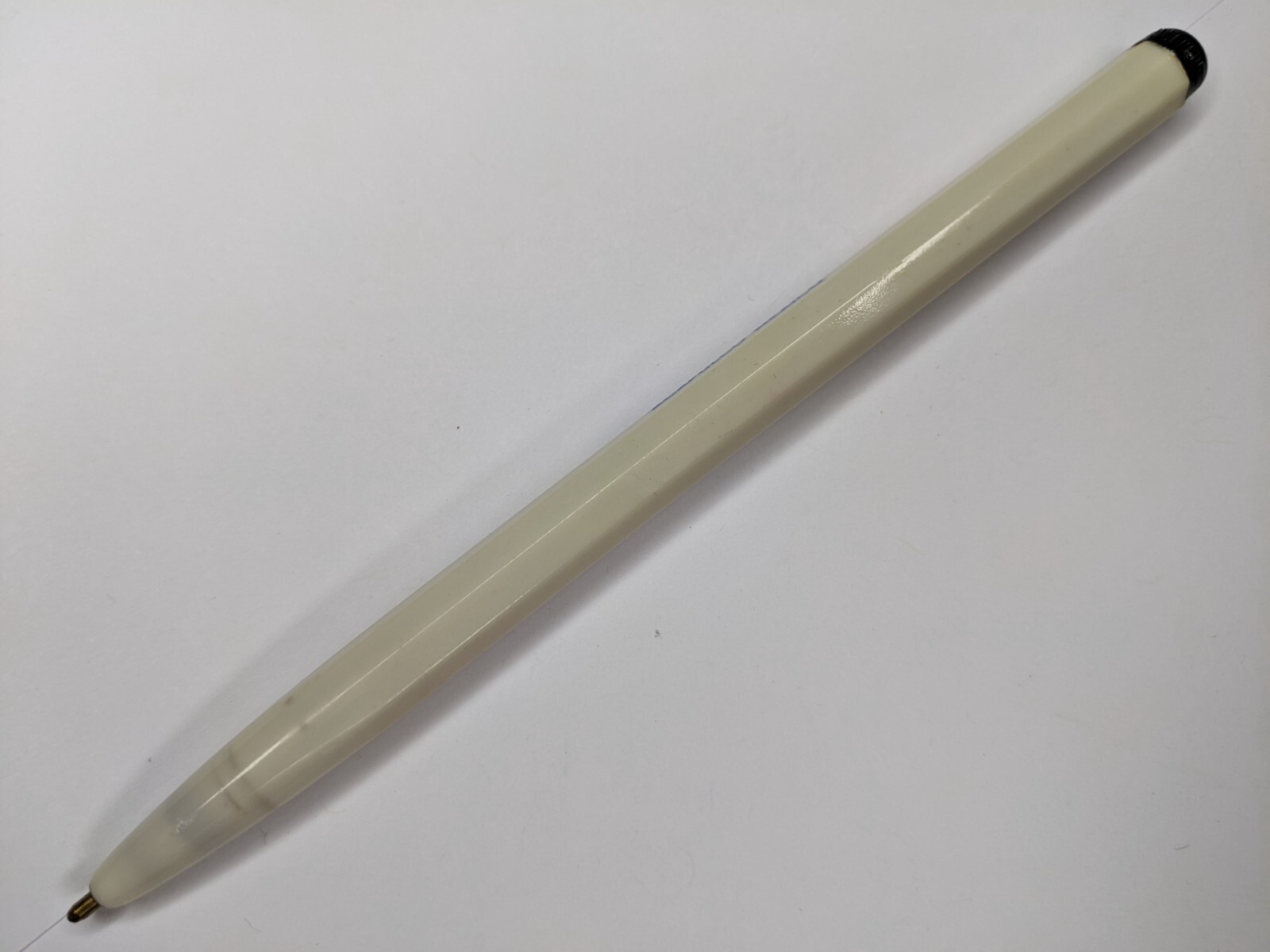c1960s Acapulco, Mexico Acapulco Hilton Hotel Plastic Advertising Pen G39