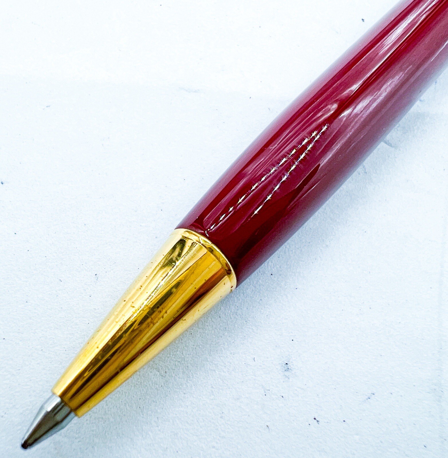Burberry ballpoint pen Gold Trim Burgundy Red Metal pentel Japan made