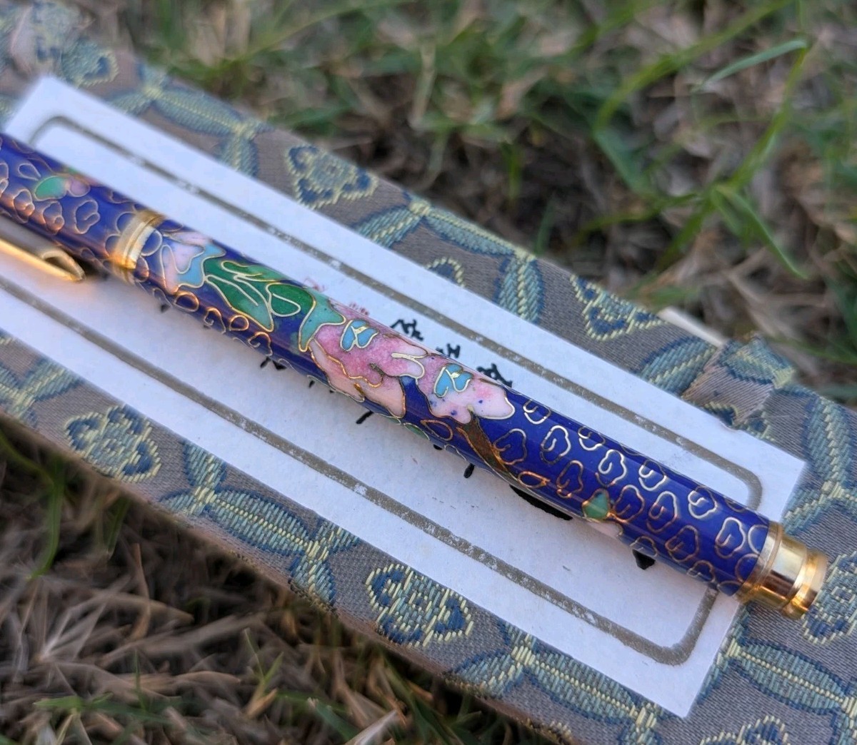 VINTAGE Chinese Cloisonné Ballpoint Pen «Jingtai Blue» Floral Enamel & Gold Trim