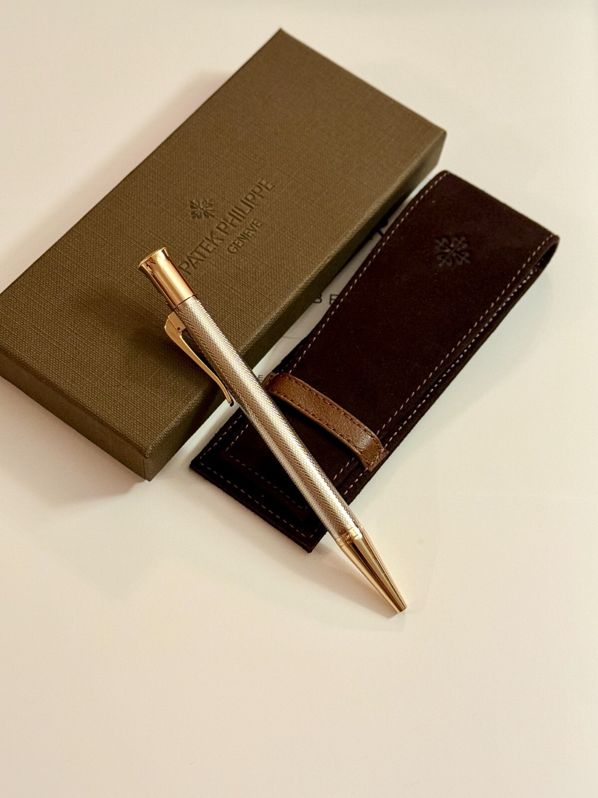 Collectible Patek Philippe & Graf von Faber-Castell Yellow Gold Finnish Pen Set