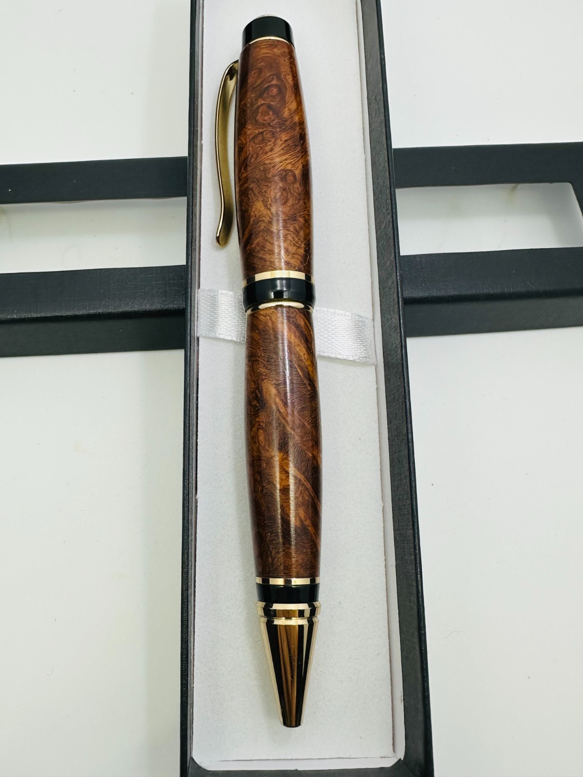Handmade Amboyna Burl Cigar Style Ballpoint Pen – Gold & Black – Gift Box