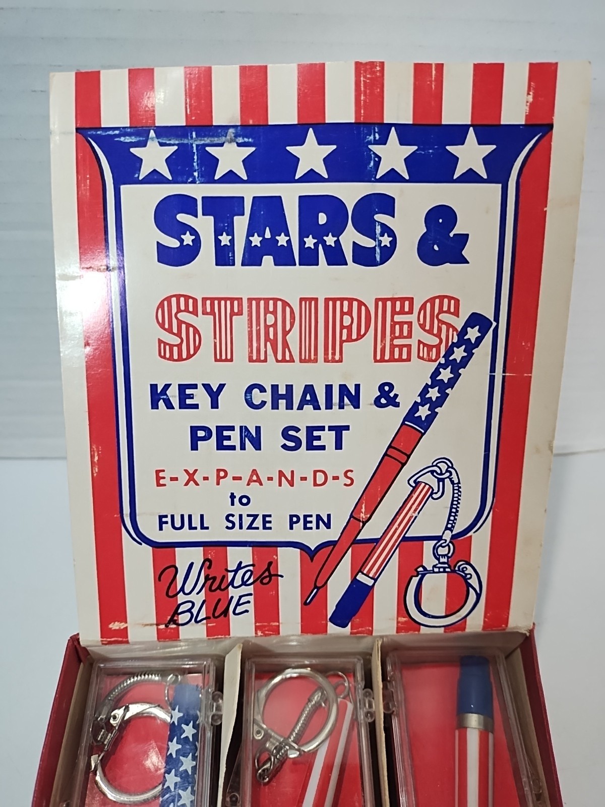 Vintage Stars & Stripes Keychain & Pen Set (Lot Of 16) In Retail Display Box USA