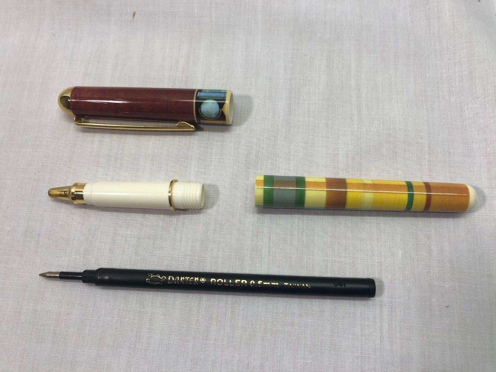 Cap Writing Pen w/Gold Trim Pocket Clip, Library Books themed, Blk 5mm