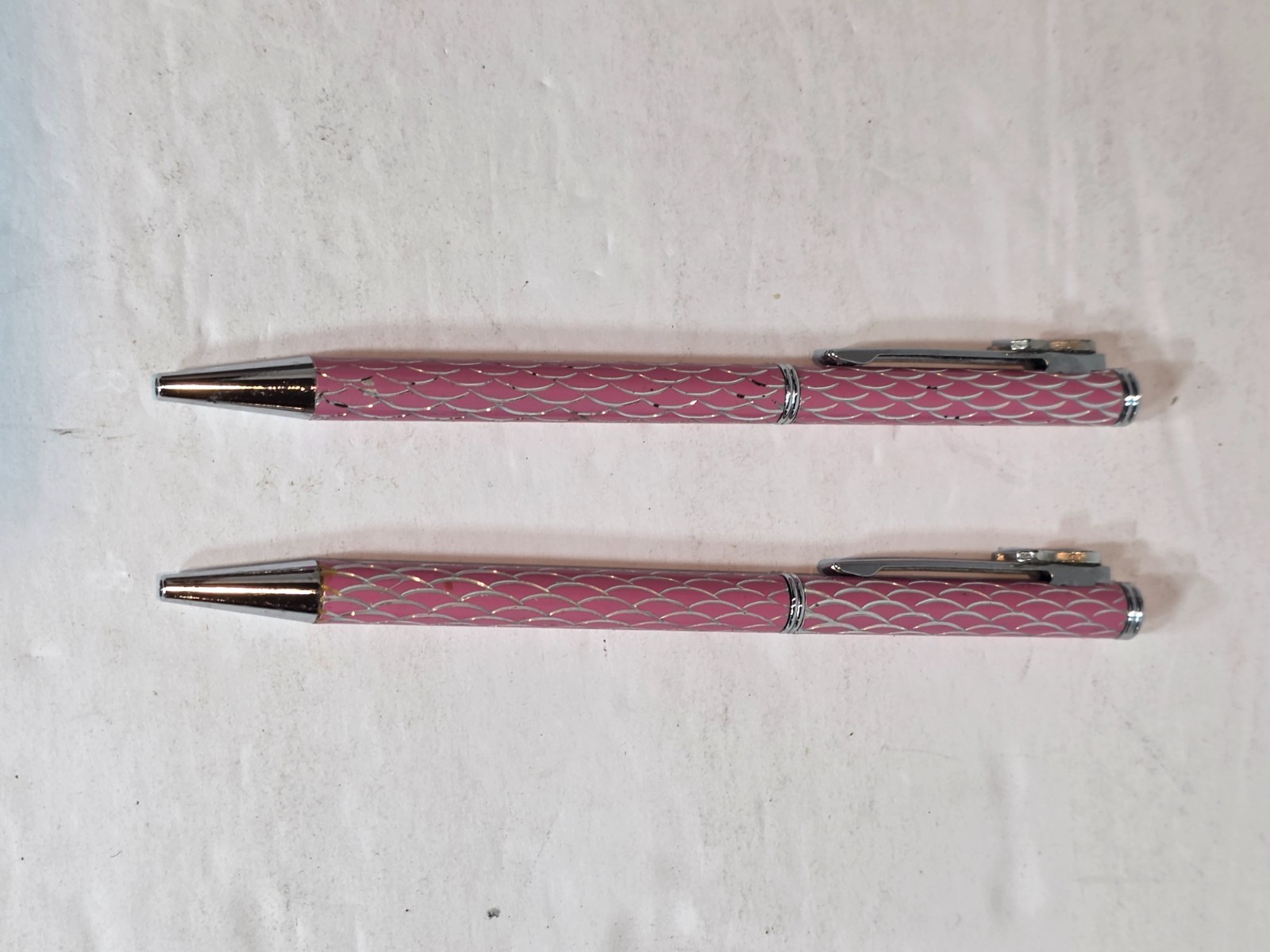 Think Pink! Breast Cancer Pens Pink Enamel Ink Pens Fishnet Ribbon