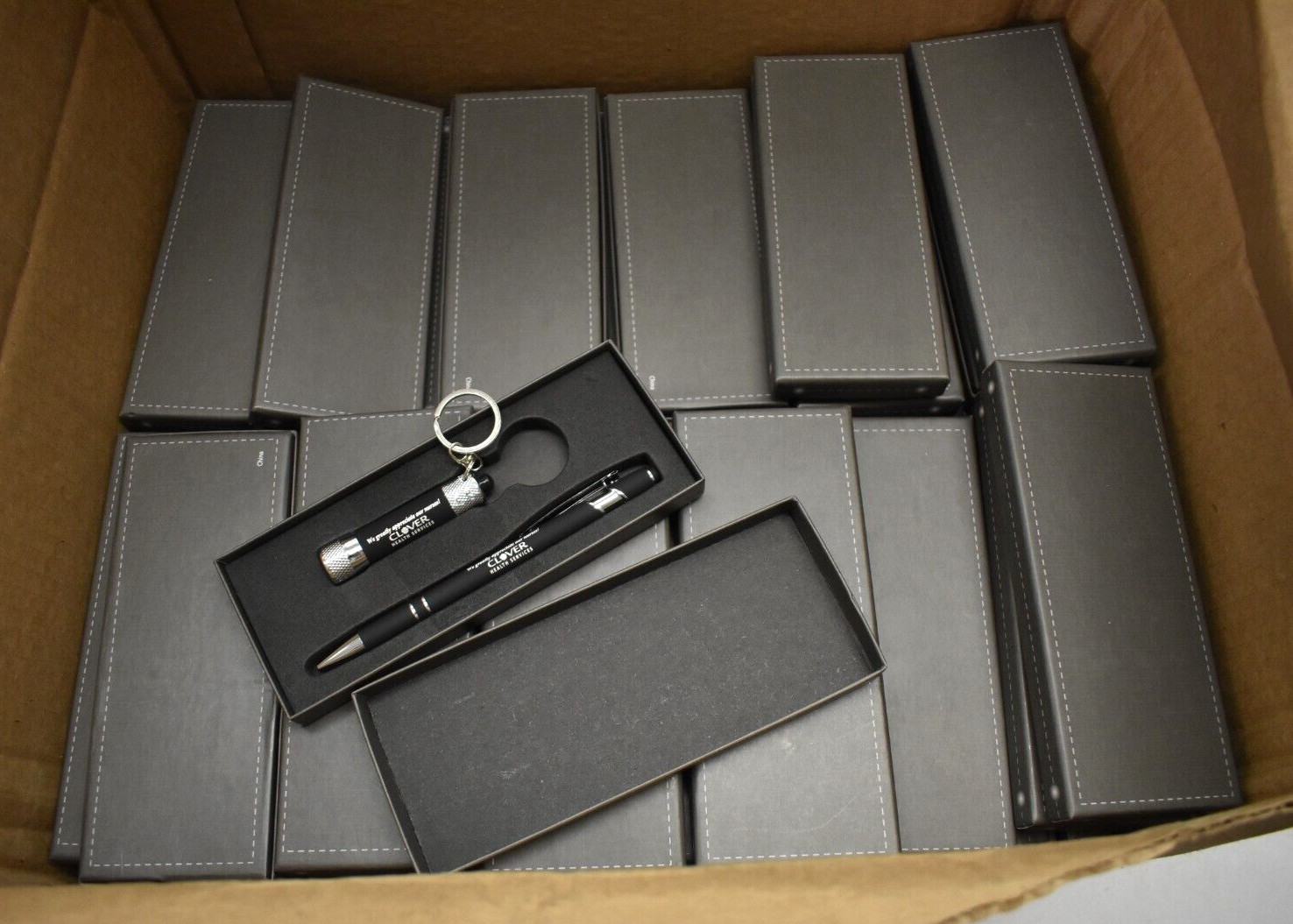 Lot of 108 Pen/Flashlight Set Black Branded Gift Items Black Ink Keychain