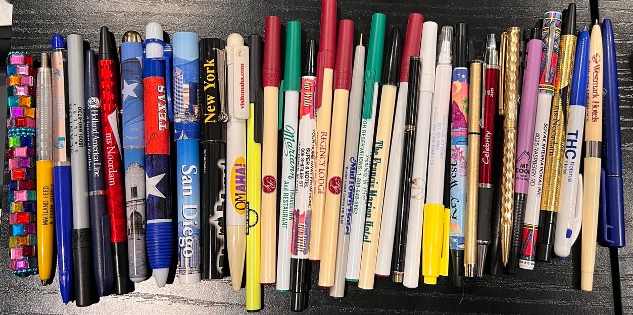 Over 35 Pens (dry Ink) Hotels, New Zealand, Alaska, TX, San Diego, Omaha,…