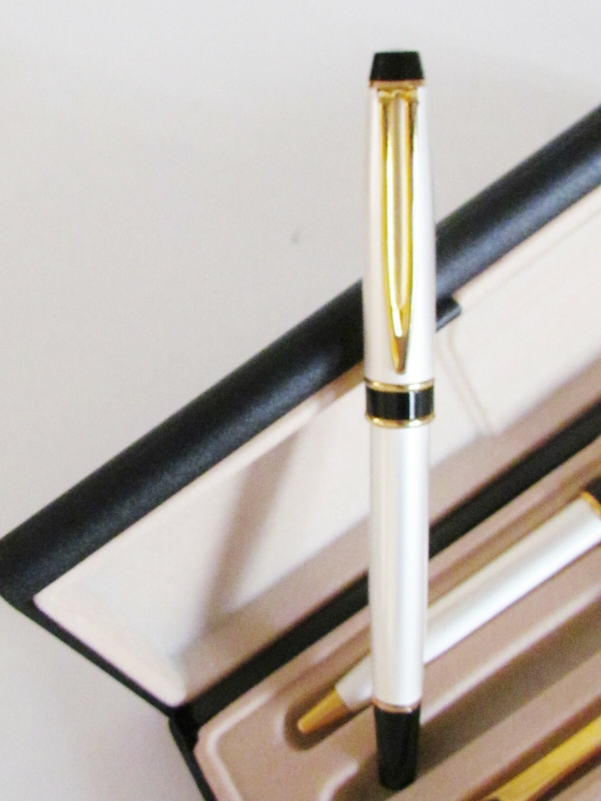 Unisex Pen/Letter Opener White Metallic Gold Tone/Black Detail in Box