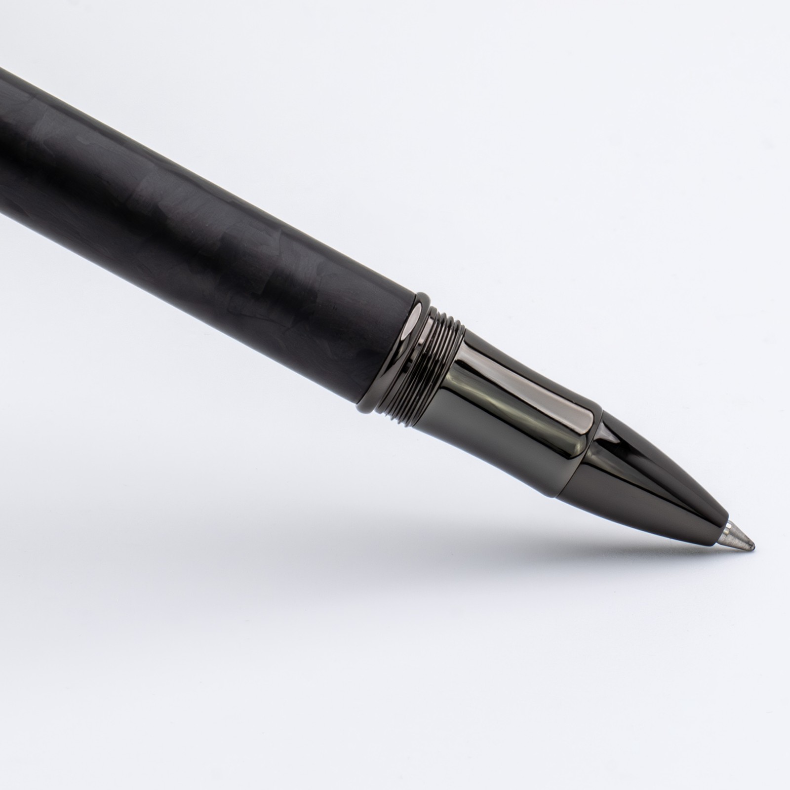 Conklin Endura Rollerball Pen in Forged Carbon Fiber with Gunmetal Trim – NEW
