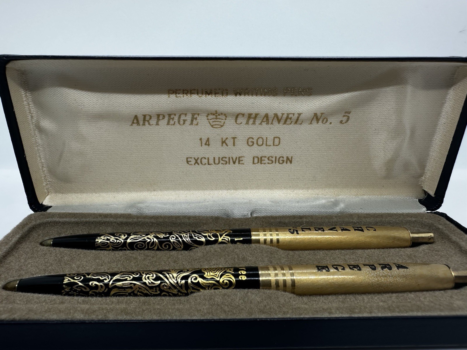Vintage Arpege Perfumed Writing Pen Set 14 KT Gold Filigree with Case