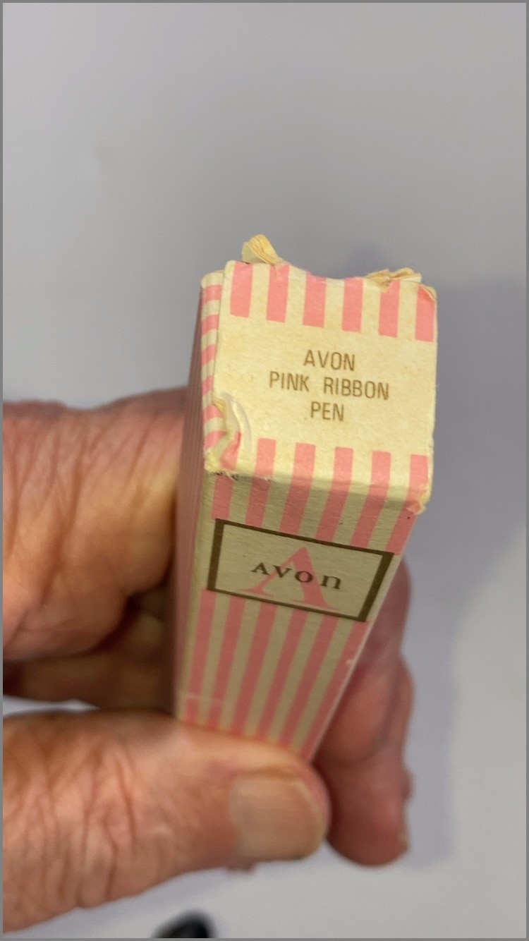Vintage Avon Breast Cancer Pink Pen w/Pink Ribbon New in Original 1995 Box