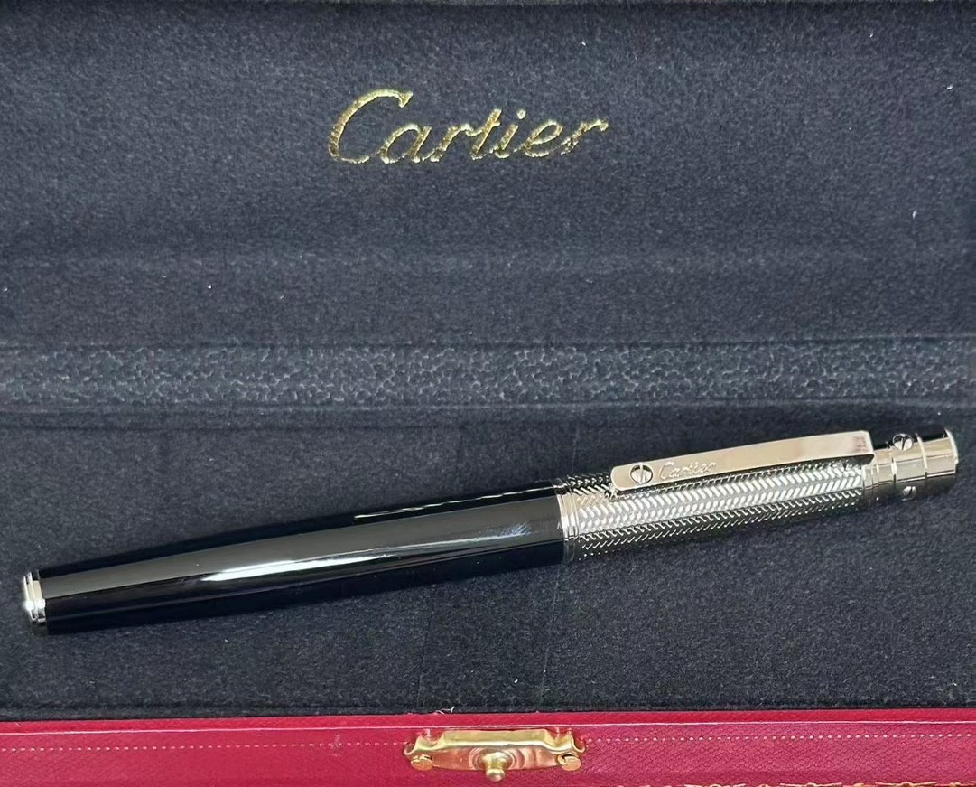 Cartier silver striped ballpoint pen with box – luxury gift