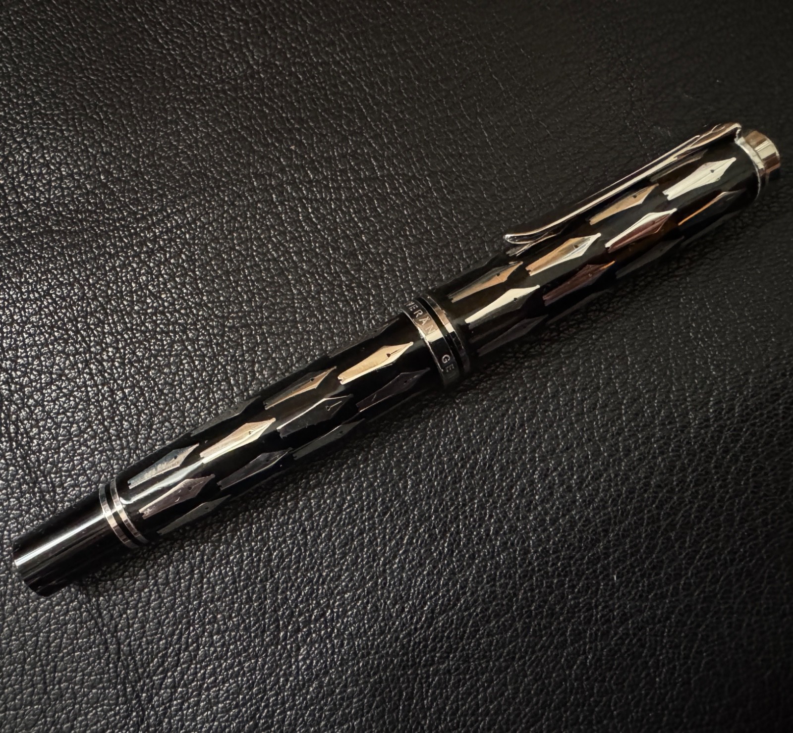 Artisan Custom Urushi Pelikan M805 Pure Silver Overlay Raden Fountain Pen Base