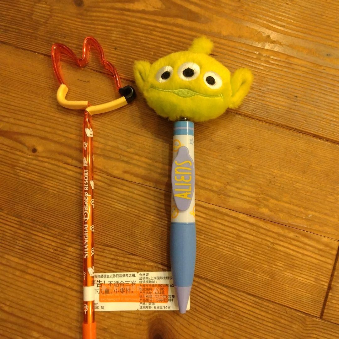 Hong Kong Disneyland ballpoint pen set #1cdf1c