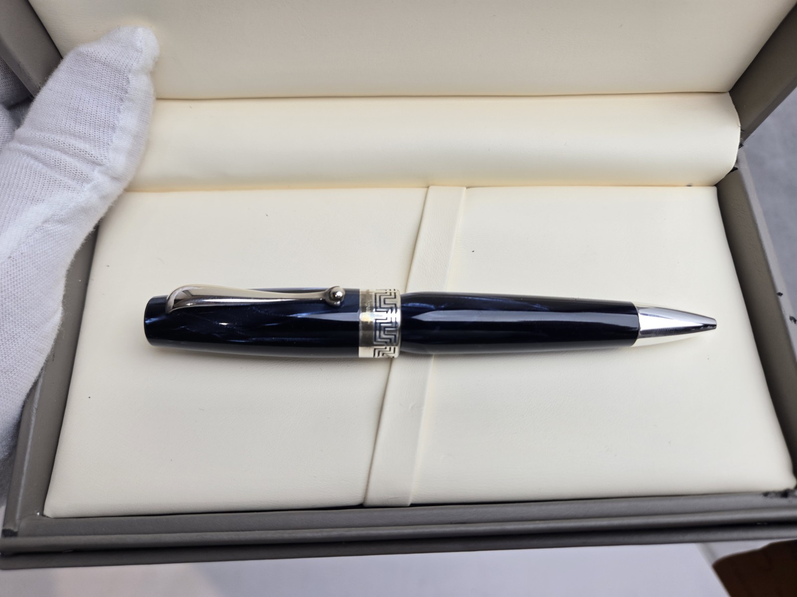 Montegrappa Miya Ballpoint Pen Midnight Blue Celluloid & Sterling ISMYTBCD
