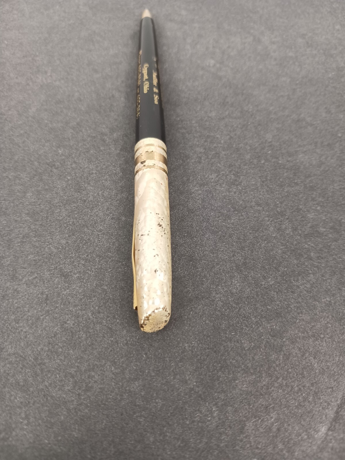 Vintage Or-Win Farm Advertising Pen / Gold shimmery metal and black plastic