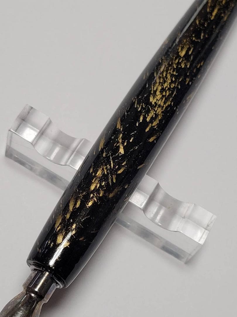 3. Lacquered Gold Pen Shaft, Black Shaft, Gold Dust Scattering Pattern, Special