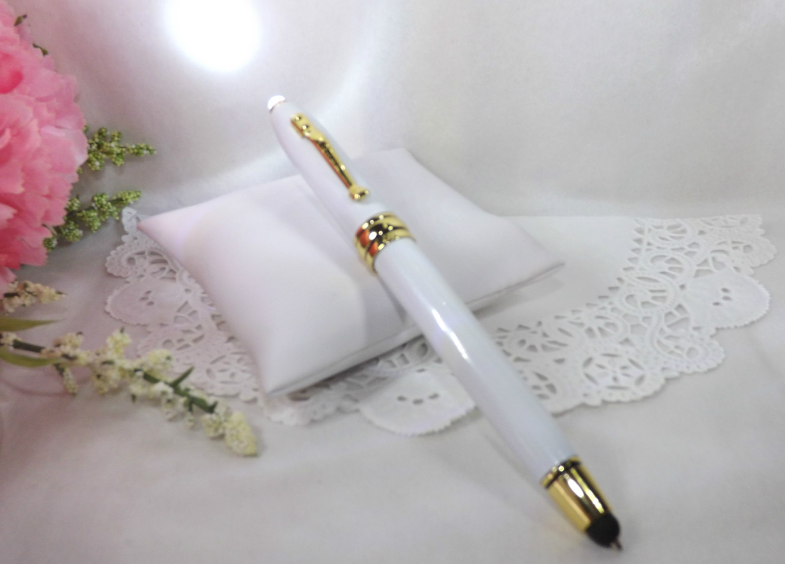 3 in 1 Royale Excel Tech White Ballpoint Stylus LED Adler Pen (HIGH QUALITY)