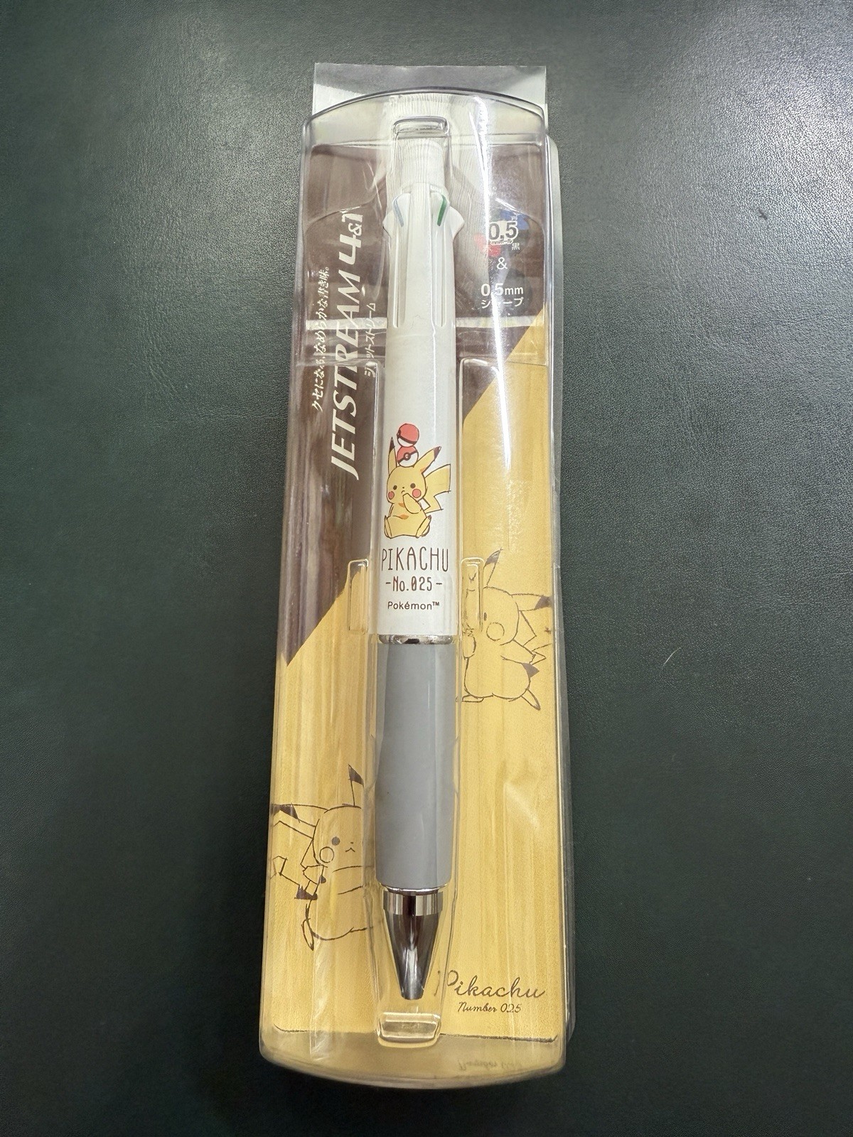 Jetstream 4&1 WhitePokemon Pikachu Ballpoint Pen (Black Red Blue Green) And Pen