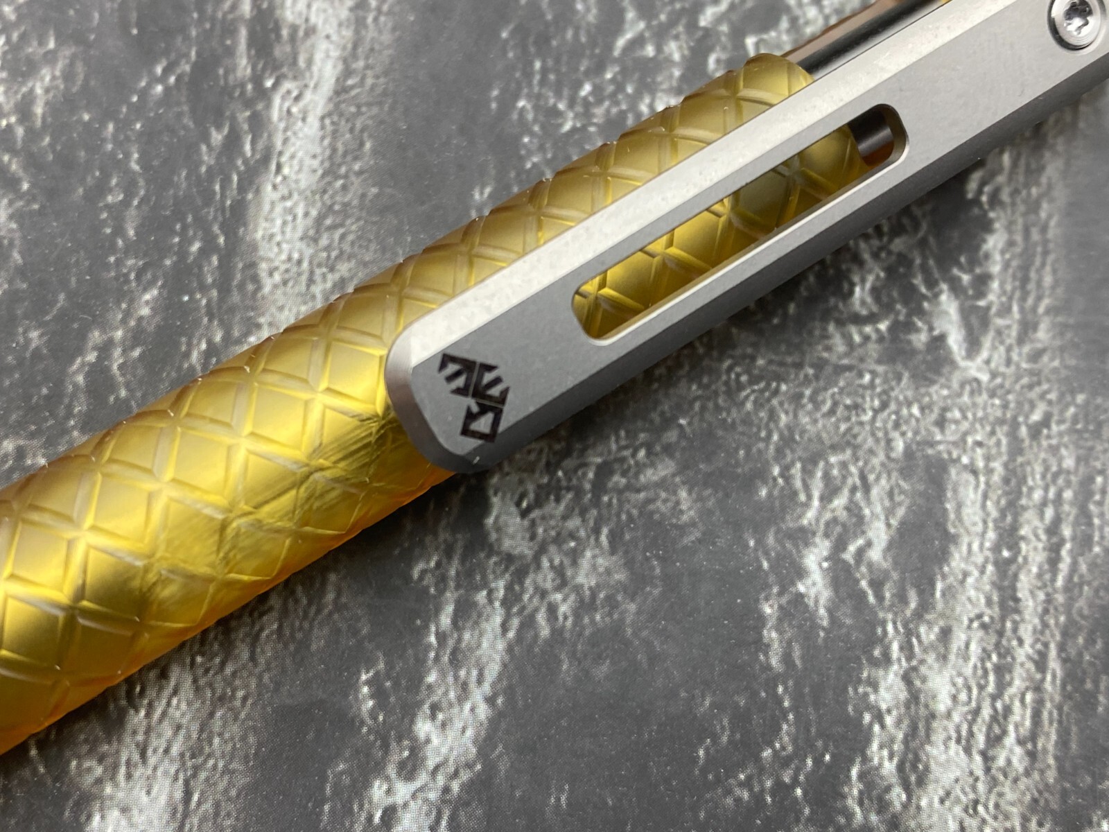 TwoSun TS-Pen37-PEI Checkered Tactical Titanium Push Button Mechanism Pen
