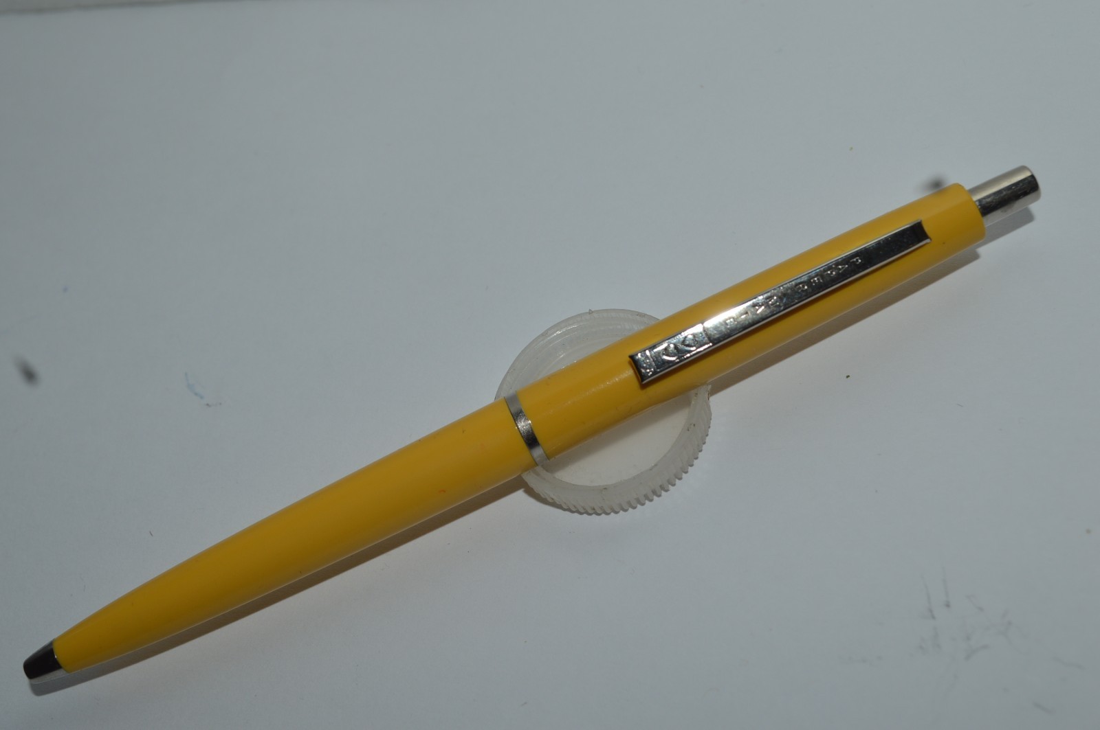 Paper Mate #355 MALIBU Ballpoint Pen Yellow Color Made In USA Circa 1980s
