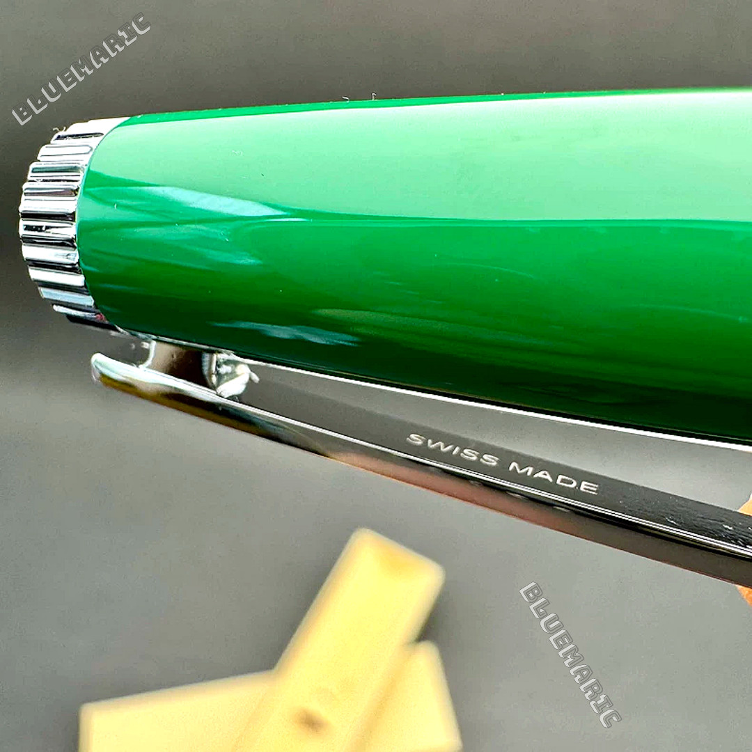 Rolex AD VIP GIFT Emerald Executive Green Rollerball Pen,New In Box, Collectible