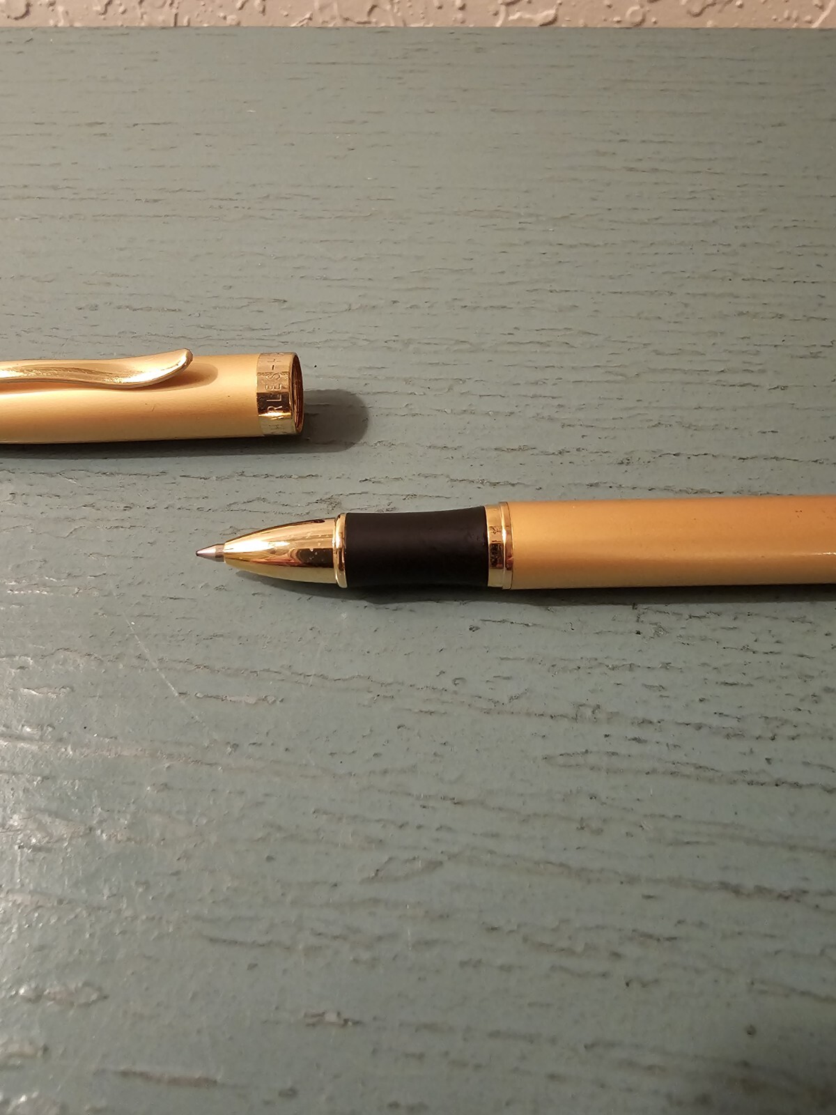 Vintage Charles Hubert Paris GoldTone Roller Ball Pen-Very Good