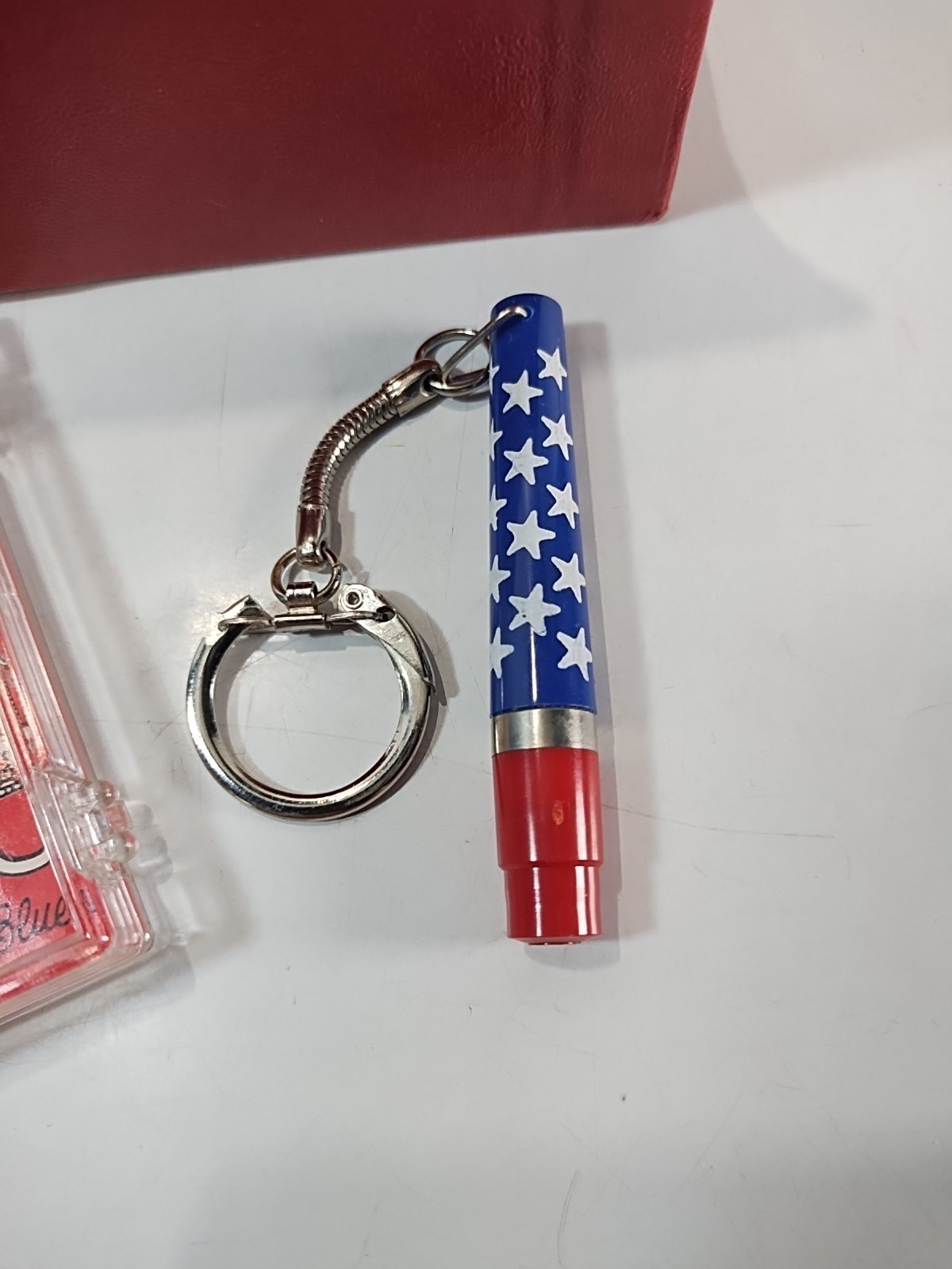 Vintage Stars & Stripes Keychain & Pen Set (Lot Of 16) In Retail Display Box USA