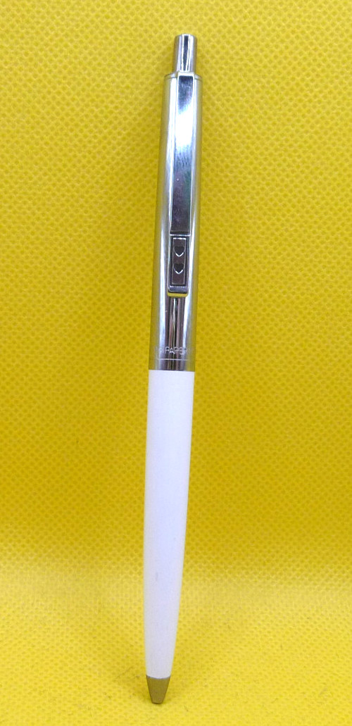 Paper Mate Double Heart Profile Ball Pen -regular grip–white–Mexico