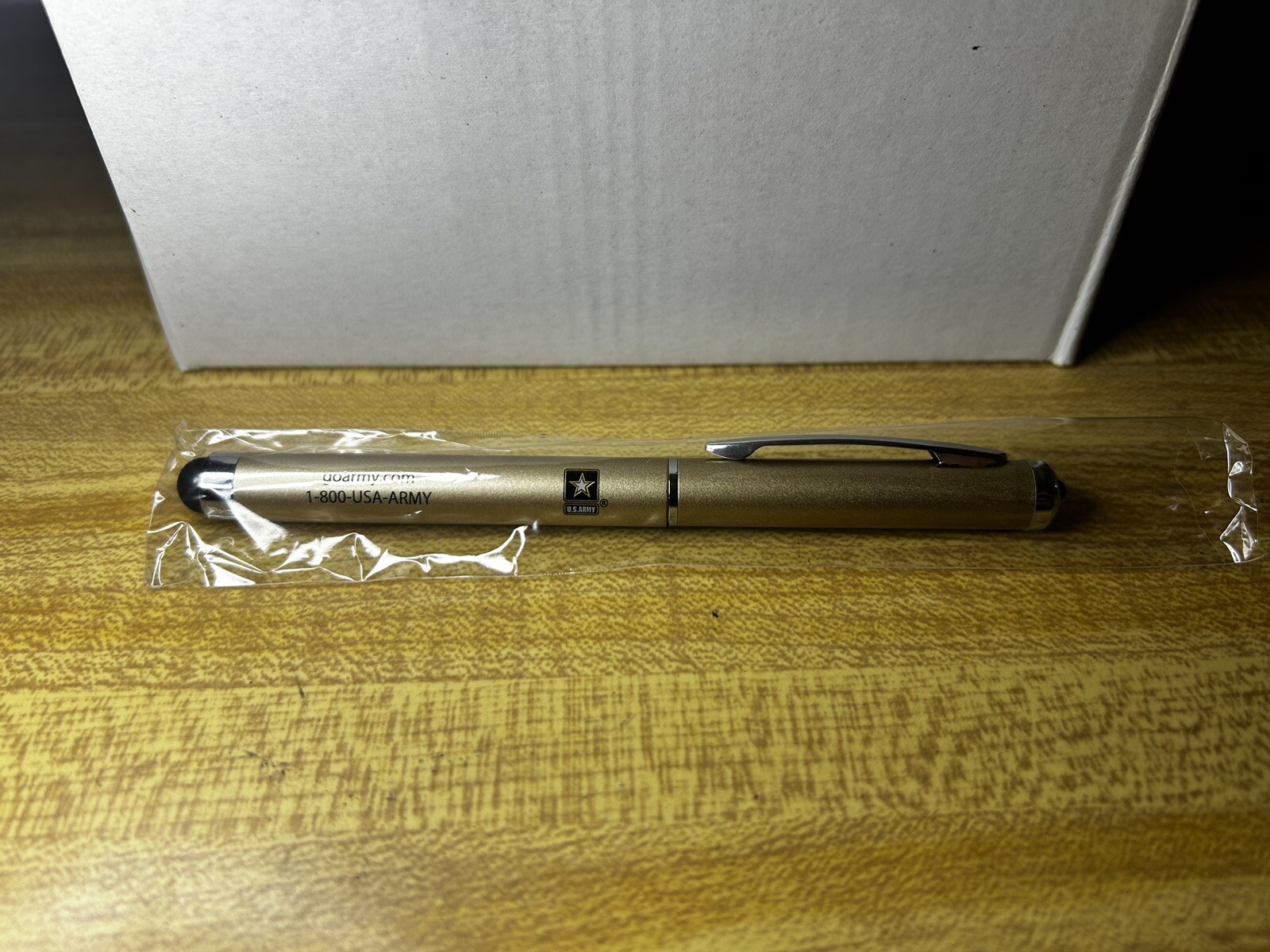Brand New – United States Army Stylus Pen – With Lights – Box Of 50