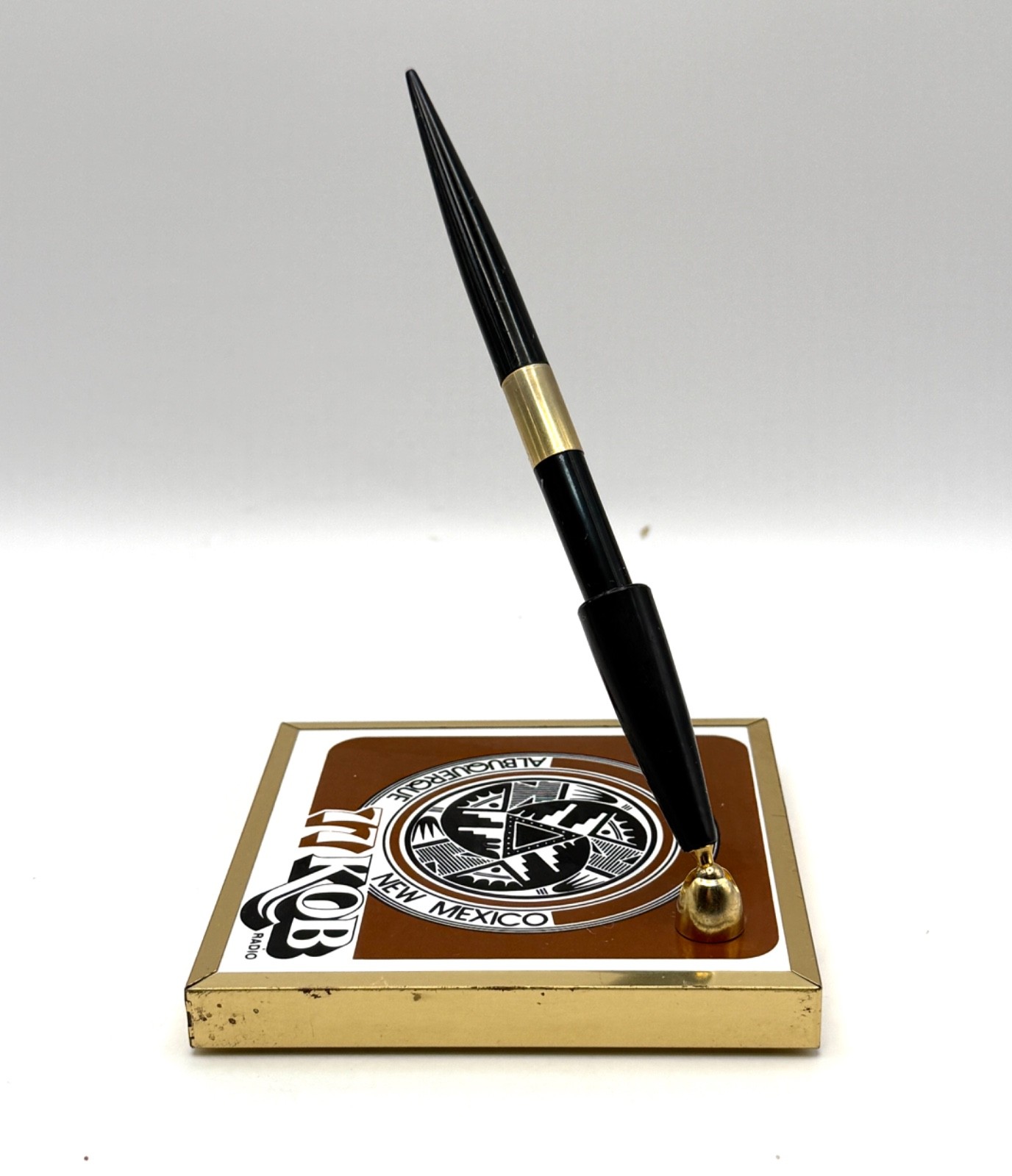Vintage Desk Pen with Base, 77 KOB Radio Albuquerque New Mexico, Tile