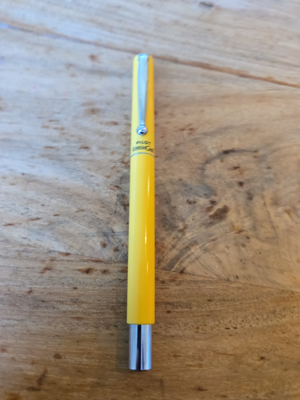 Vintage Unique Rare Pilot Execu Gel Rollerball Yellow Pen Black Ink Execugel