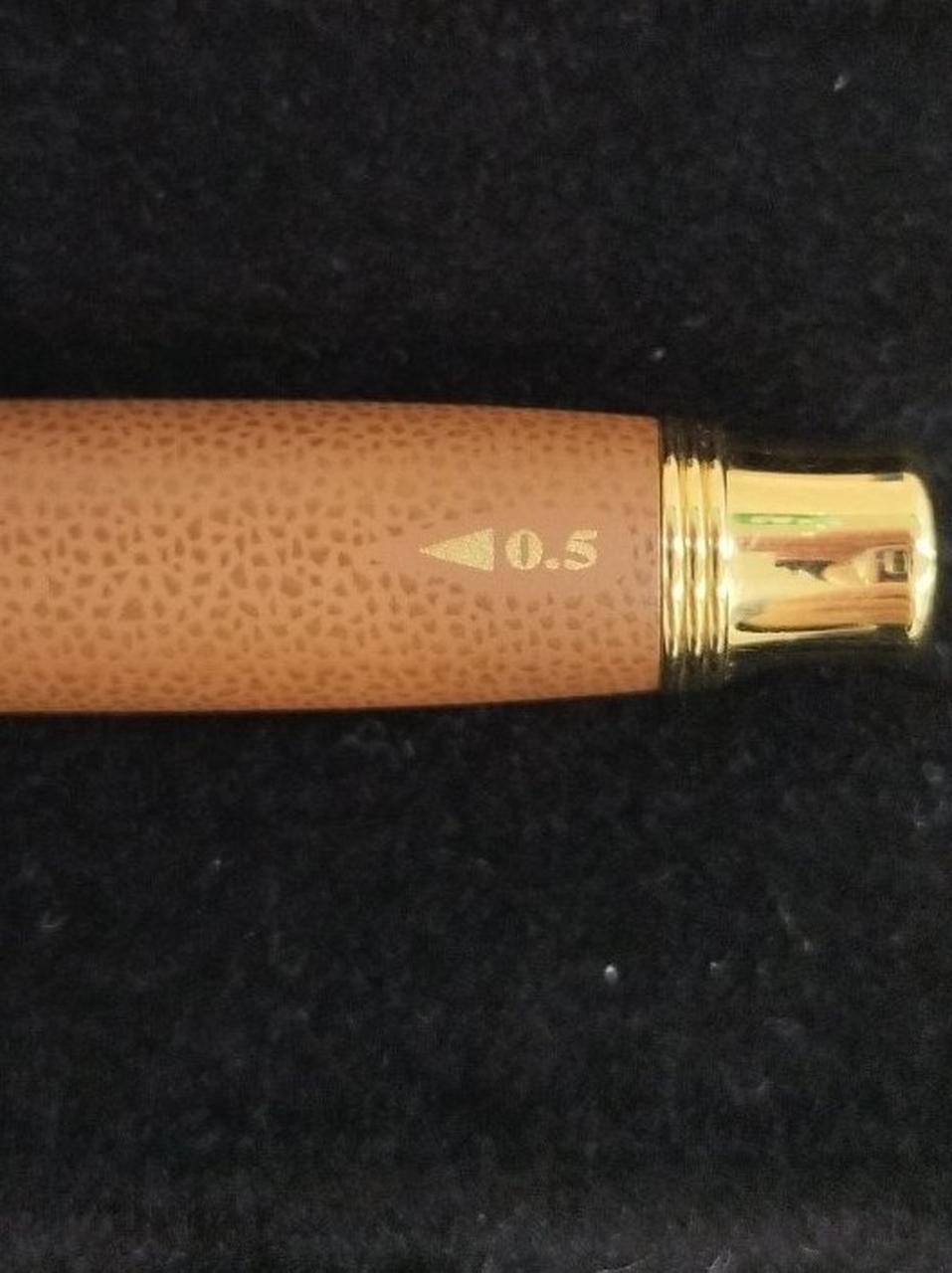 Burberrys 3-Color Ballpoint Pen