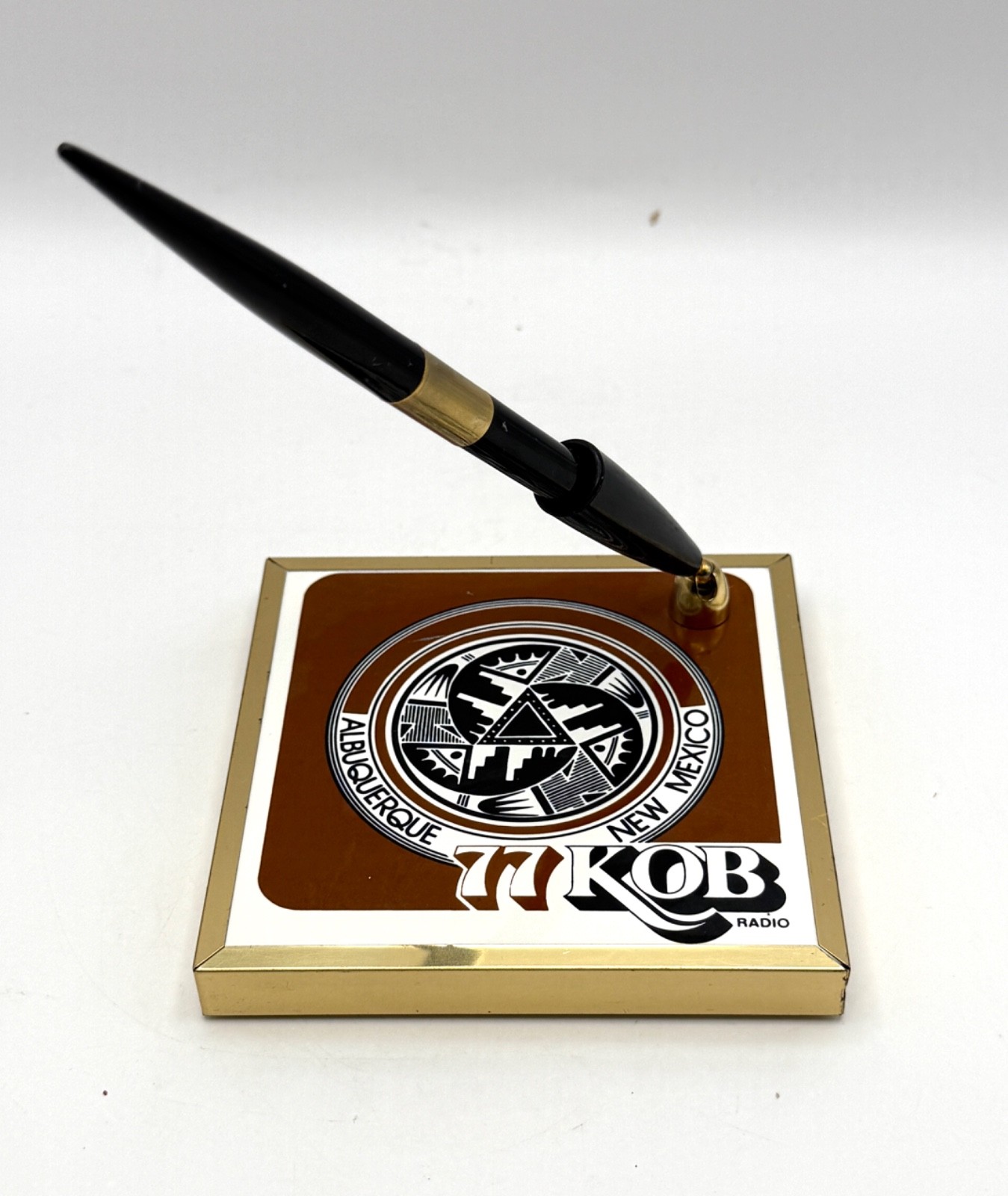 Vintage Desk Pen with Base, 77 KOB Radio Albuquerque New Mexico, Tile