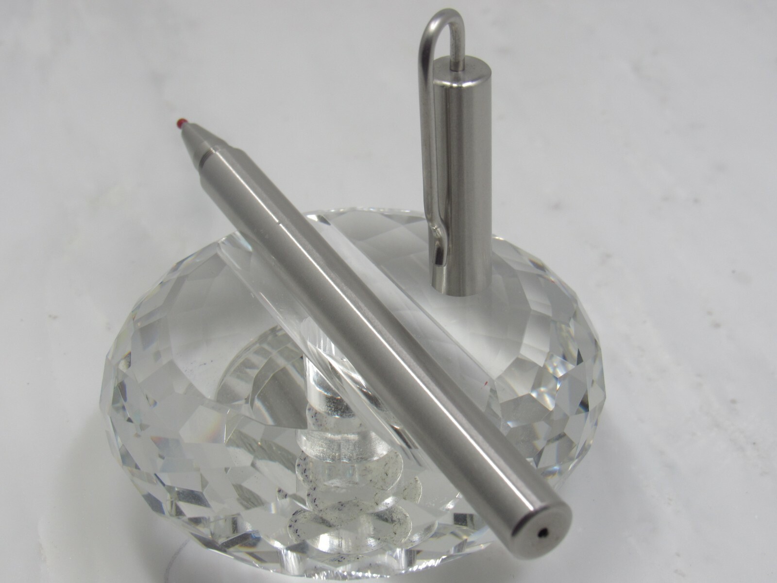 STUNNING HIGH QUALITY STAINLESS STEEL TACTICAL PEN WITH POCKET CLIP