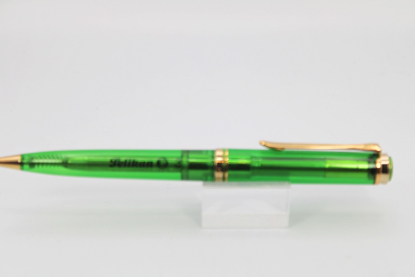 Pelikan LE M800 Green Demonstrator Ball Point Pen 9040225-JN-Pel 9