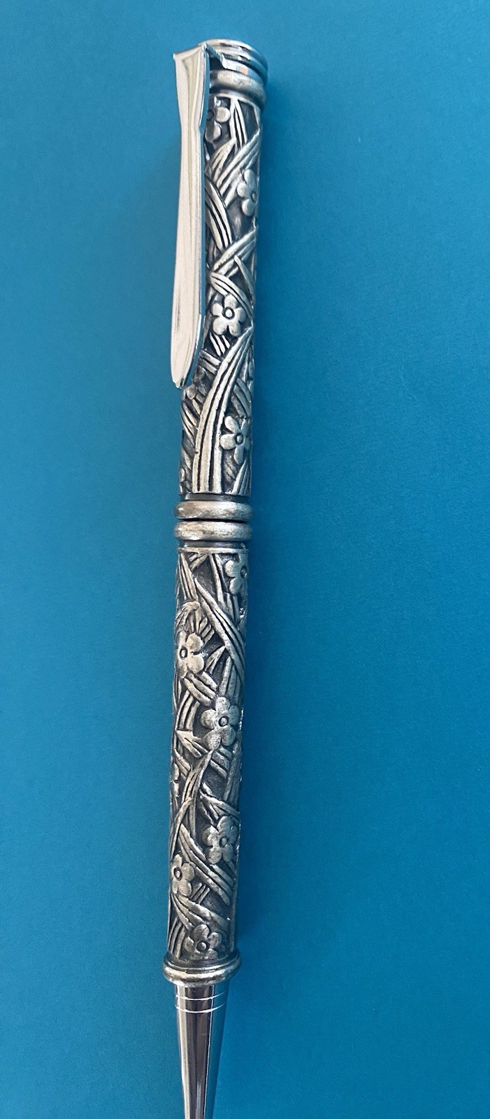 Sterling Silver Floral Motif Designer Vintage Writing Pen Engraved Weights 45g