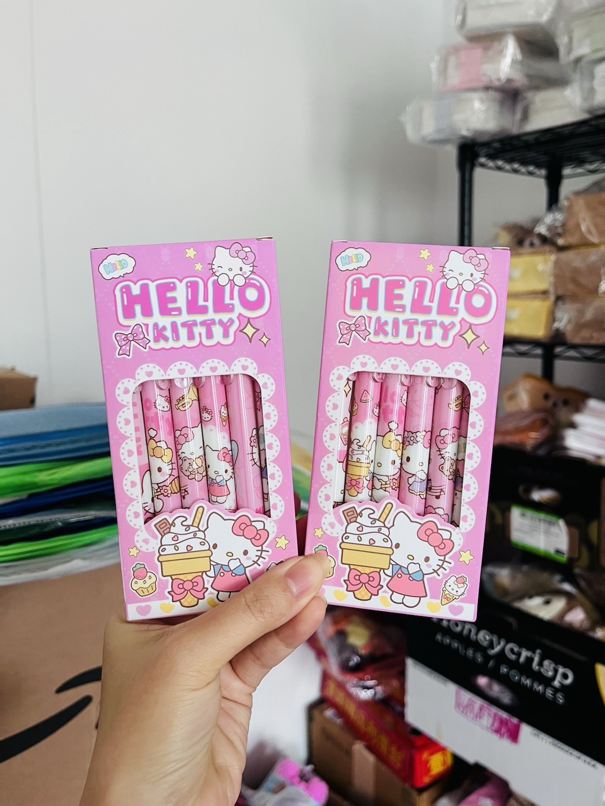 2 box Hello kitty black ink pen set bundle