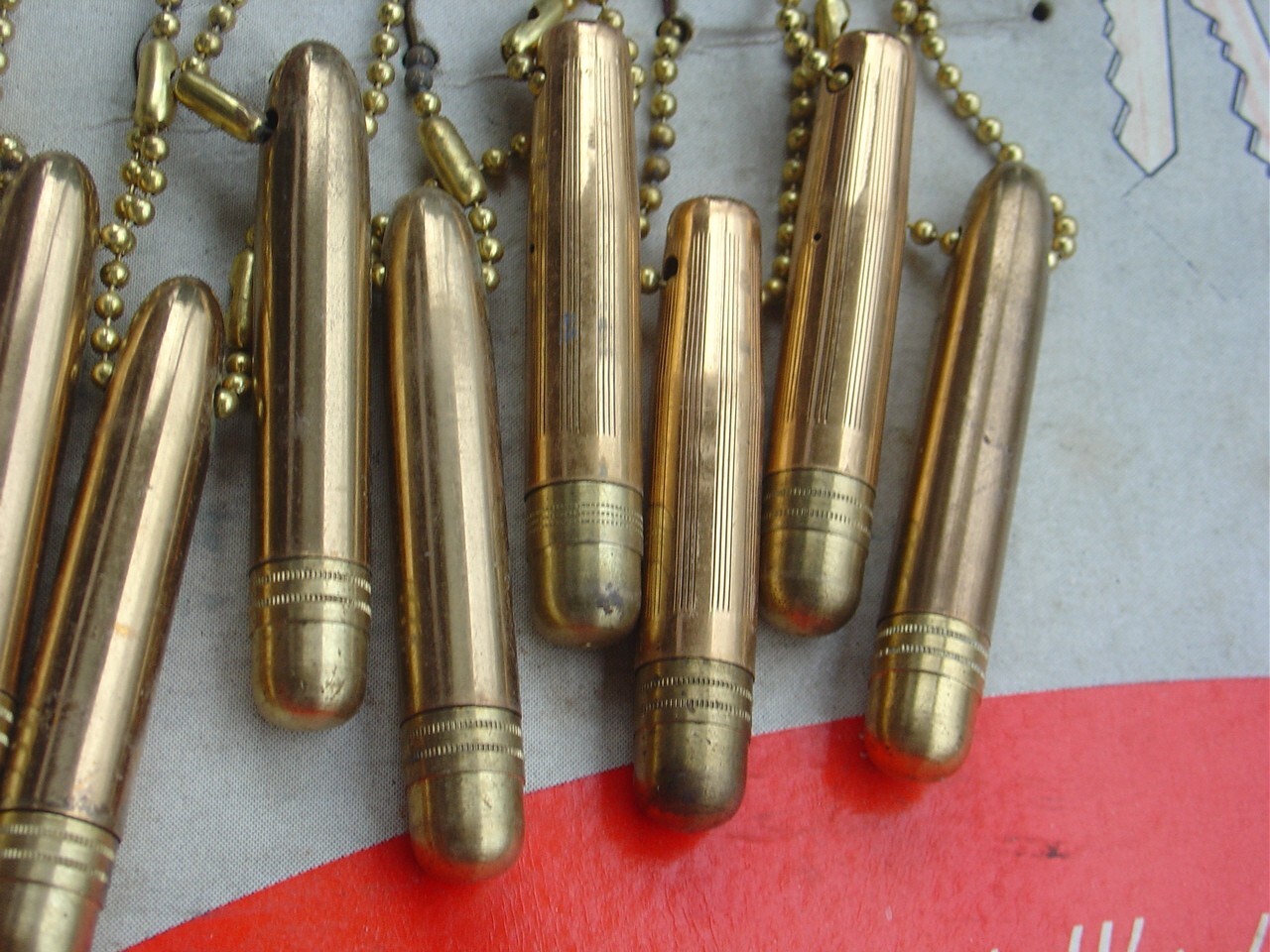 Vintage Windsor Key Chain Pendant Lot of 12 Ball Point Ink Pen on Display Card
