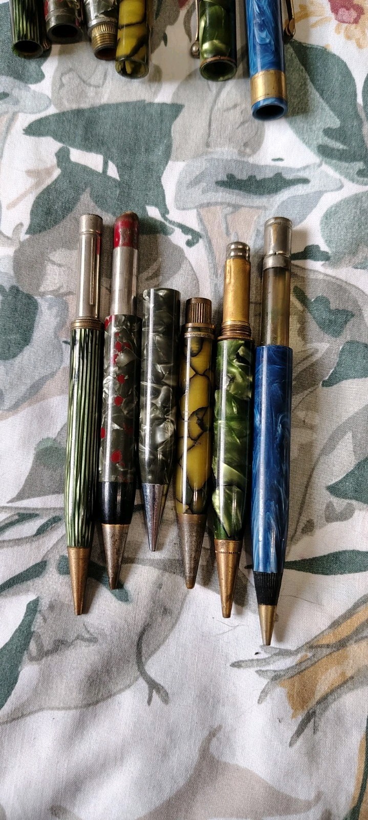 Lot of 14 Vintage Pencils