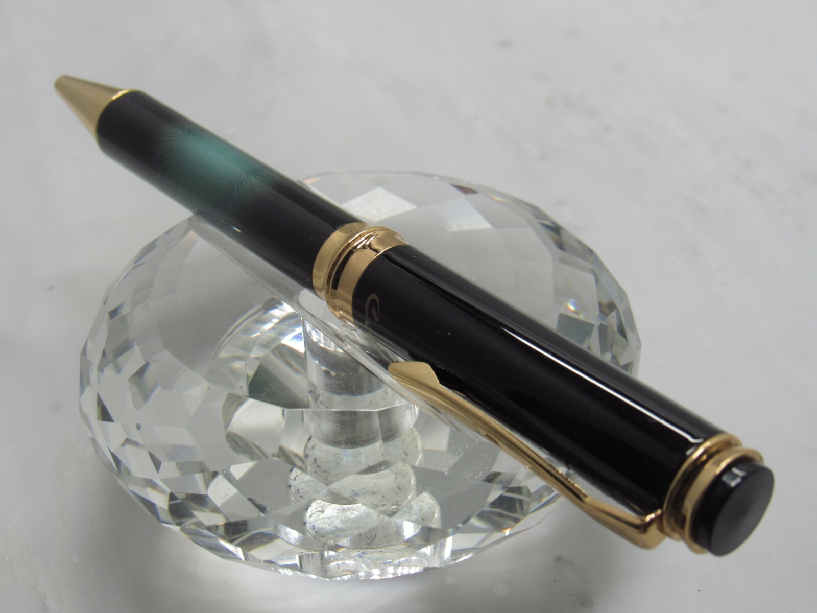 GORGEOUS HIGH QUALITY COTYER BLACK AND BLUE TWIST BALL POINT PEN