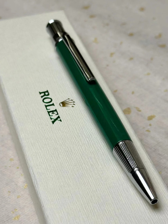 New 2025 Rolex Green Submariner Oyster Ballpoint Pen – Black Ink – Full Boxed
